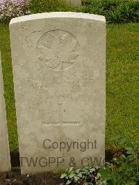 Etaples Military Cemetery - Bain, Joseph Gibson